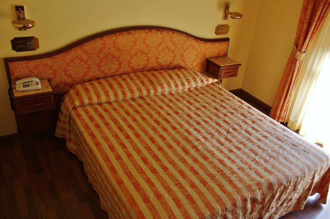 Hotel Valdaso Pedaso Dış mekan fotoğraf