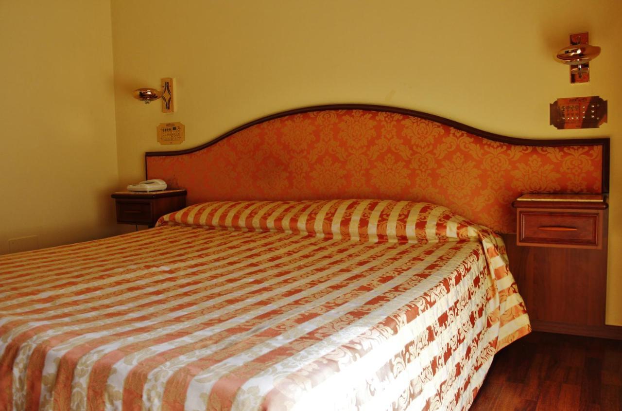 Hotel Valdaso Pedaso Dış mekan fotoğraf